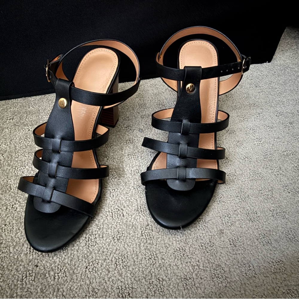 Elegant Black Strappy Sandals